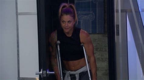 christmas abbott feet|‘Big Brother 19’ Live Feeds: Christmas’s Surgery。